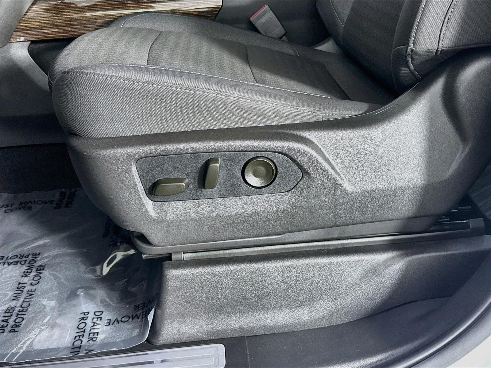 Used 2026 Summit White GMC Elevation image 20