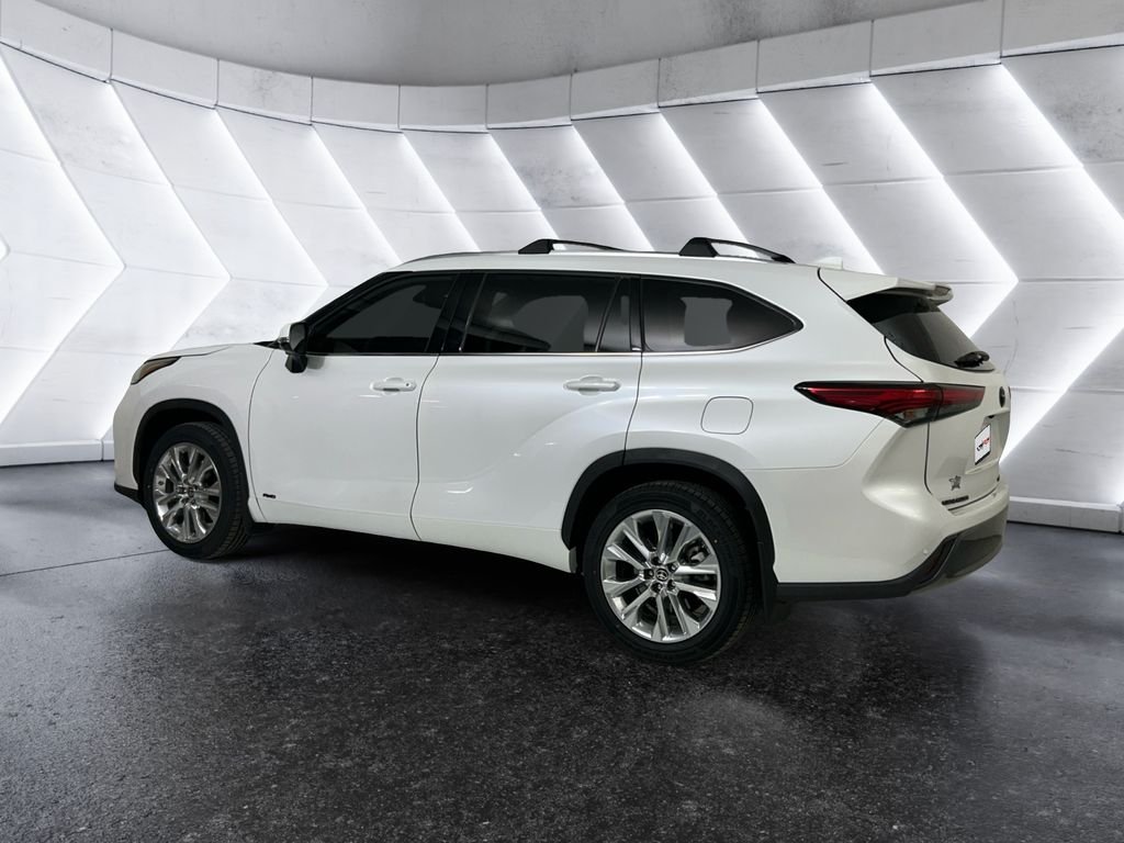 Used 2023 Beige Toyota Limited image 6