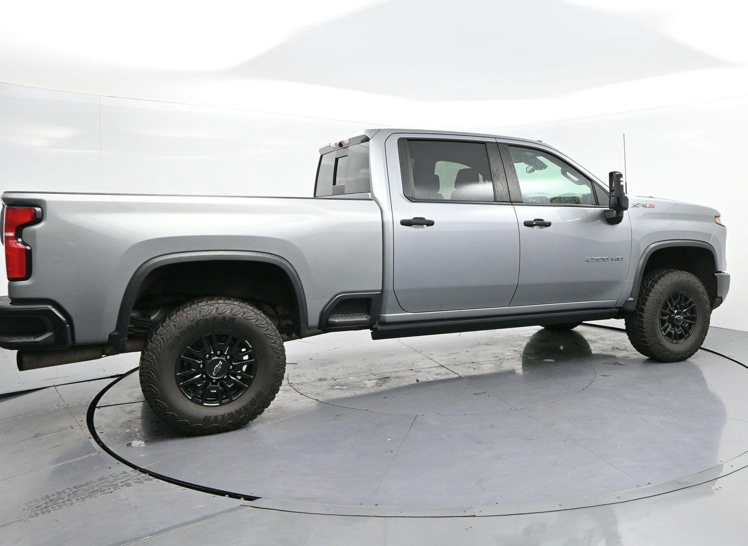 Used 2024 Sterling Gray Metallic Chevrolet ZR2 image 8