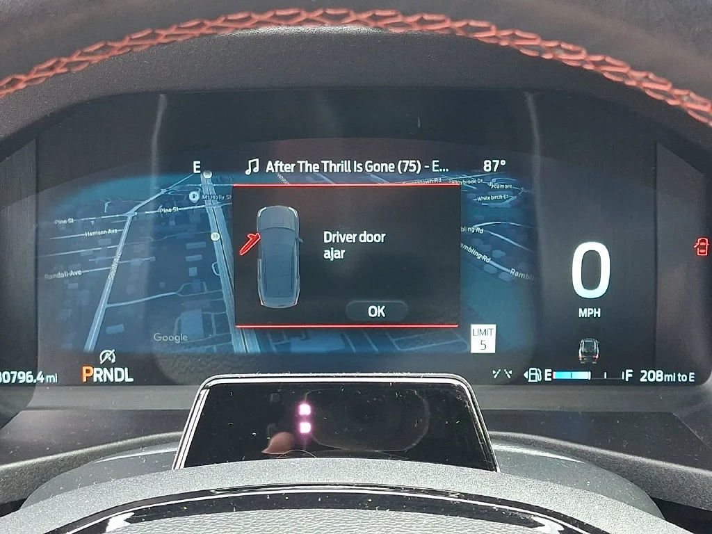 Used 2025 Carbonized Gray Ford ST-Line image 26
