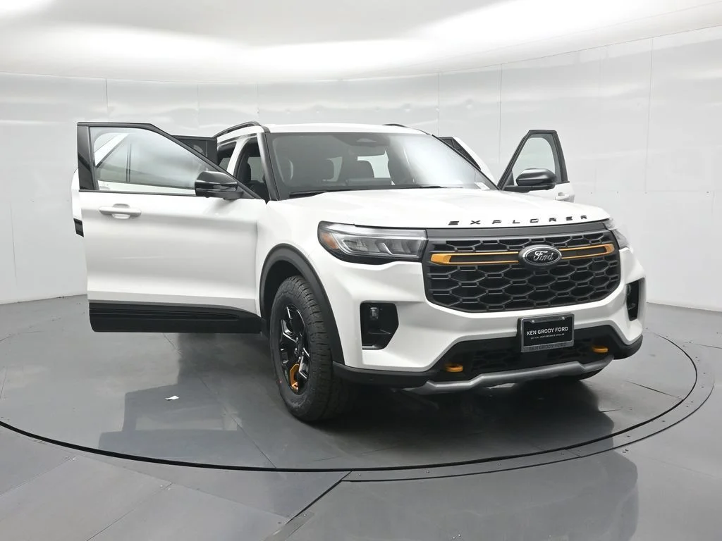 2026 Ford Explorer Tremor - Photo 28