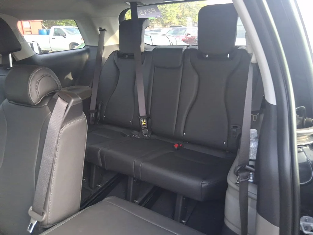 Used 2026 Gray Kia LXS image 16