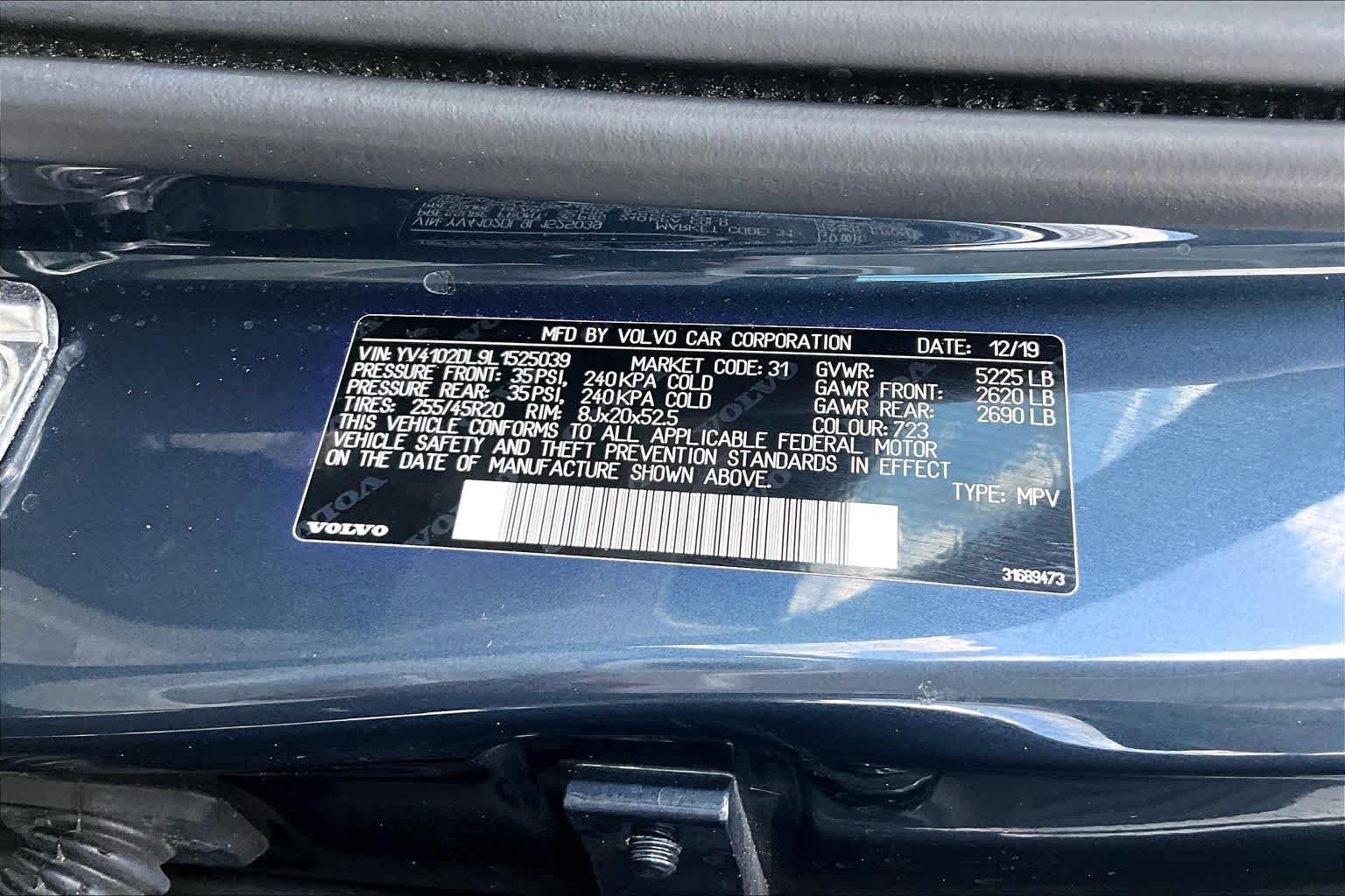Used 2020  Volvo Inscription image 35