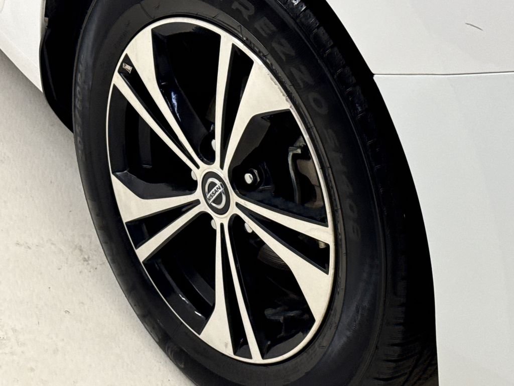 Used 2022 Fresh Powder Nissan SV image 10