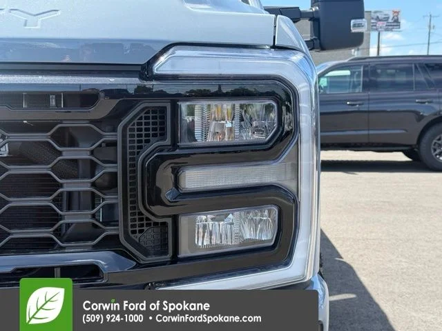 New 2026 Glacier Gray Metallic Tri-Coat Ford Lariat image 7
