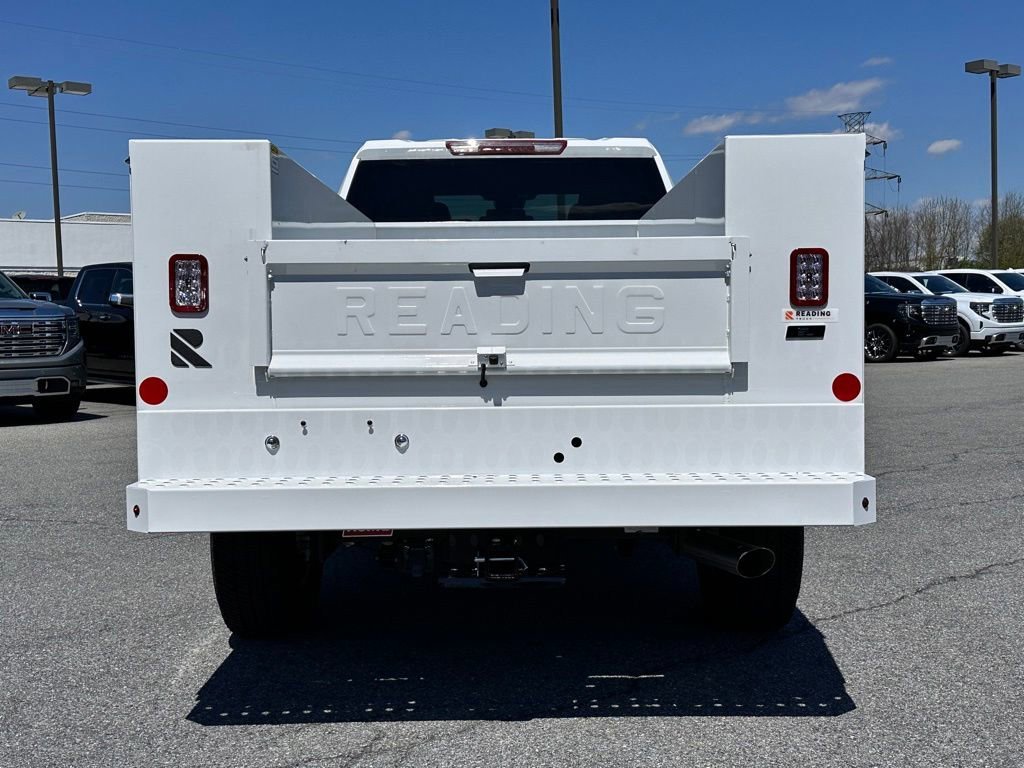New 2026 Summit White GMC Pro image 8