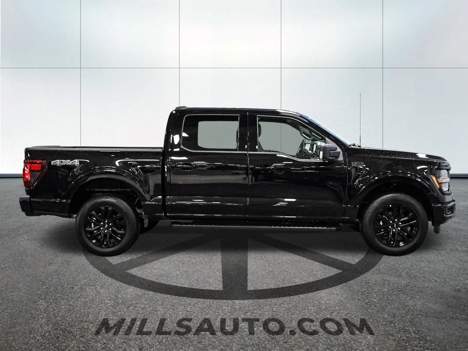 2026 Ford F-150 XLT - Photo 9