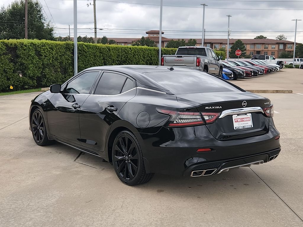 Certified Used 2023 Black Nissan Platinum image 7