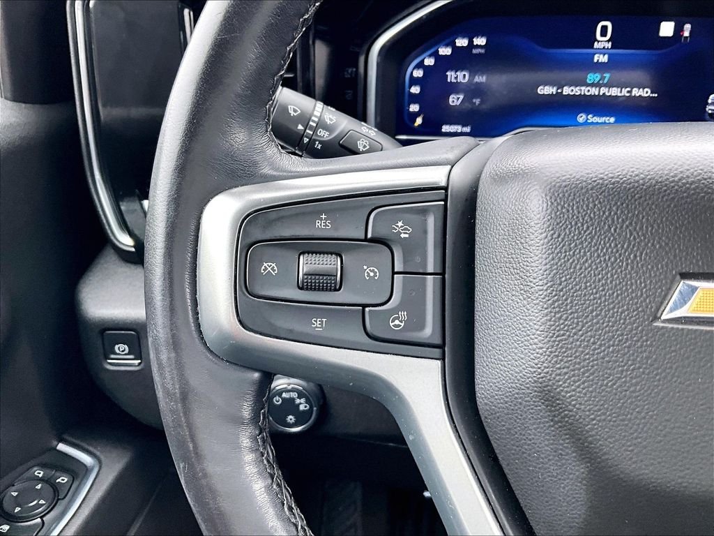 Used 2022 Red Chevrolet LT image 23