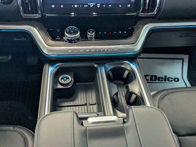 New 2026 Space Silver Metallic Ford MAX Platinum® image 19