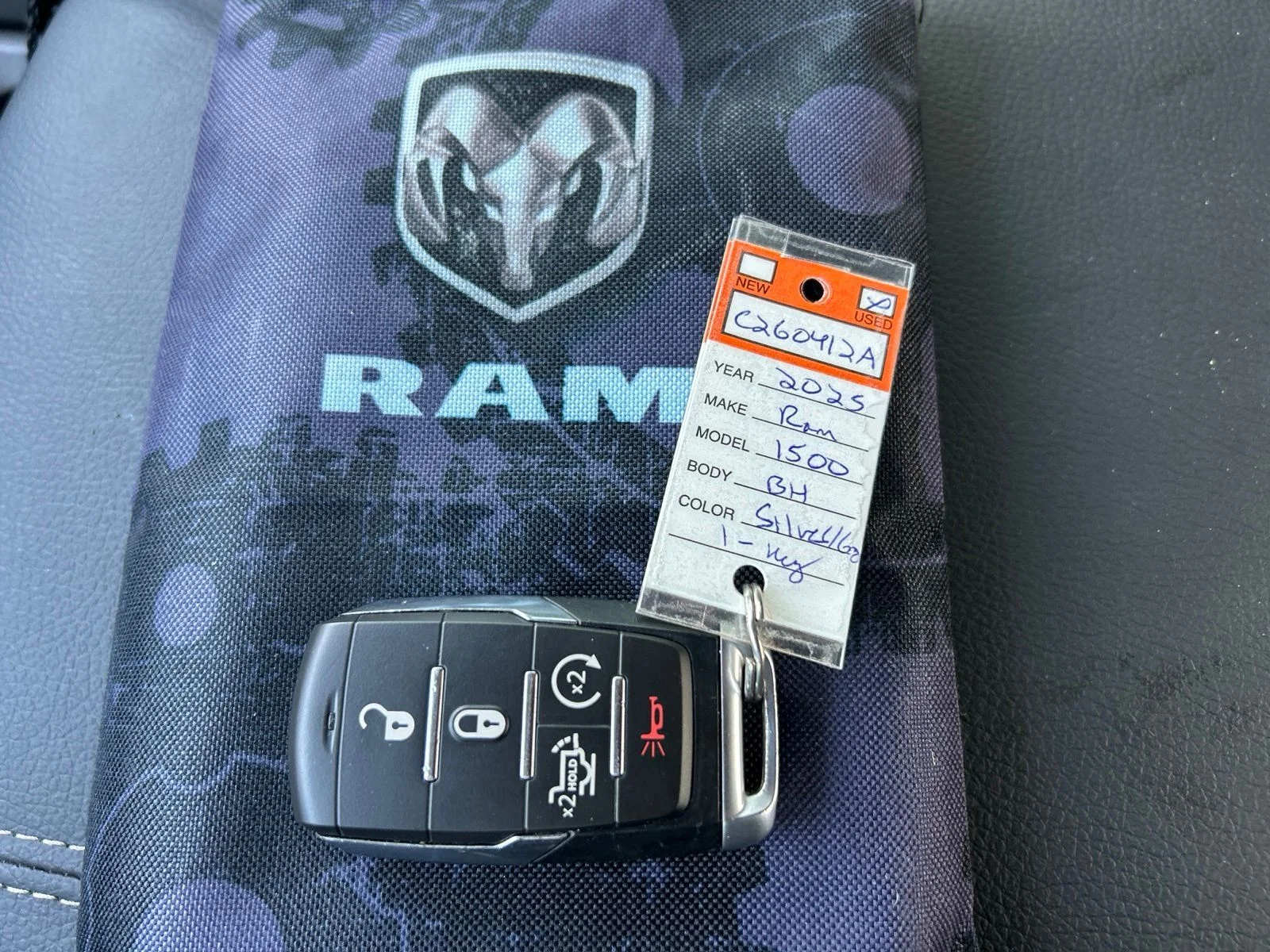 Used 2025 Crystal Metallic Ram Big Horn/Lone Star image 19