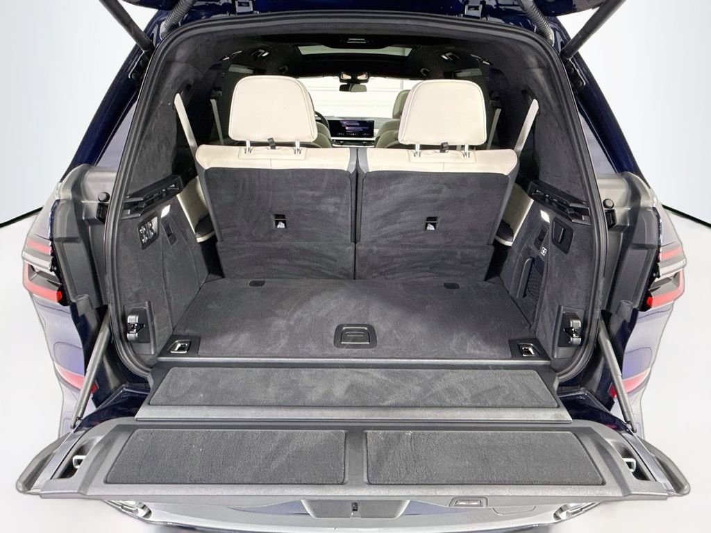 2026 BMW X7 40i - Photo 27