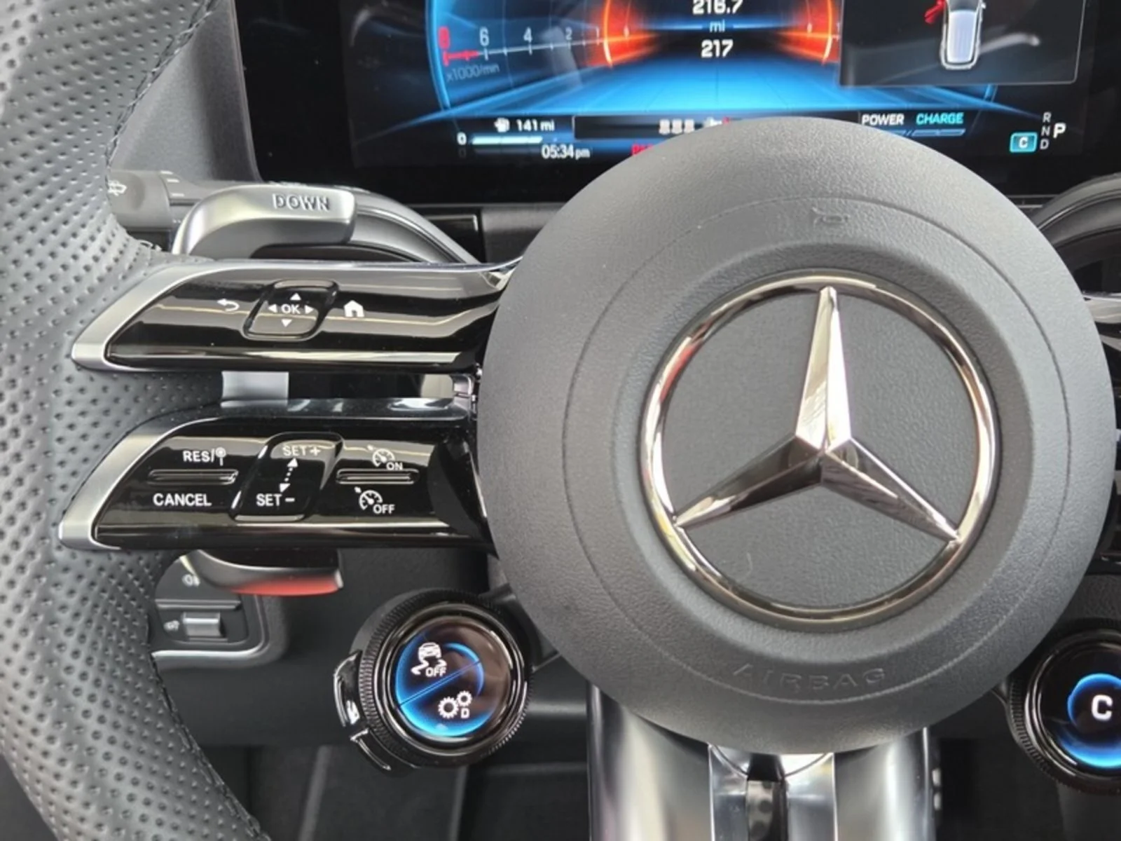 Certified Used 2026 MANUFAKTUR Alpine Grey Mercedes-Benz AMG® GLA 35 image 26