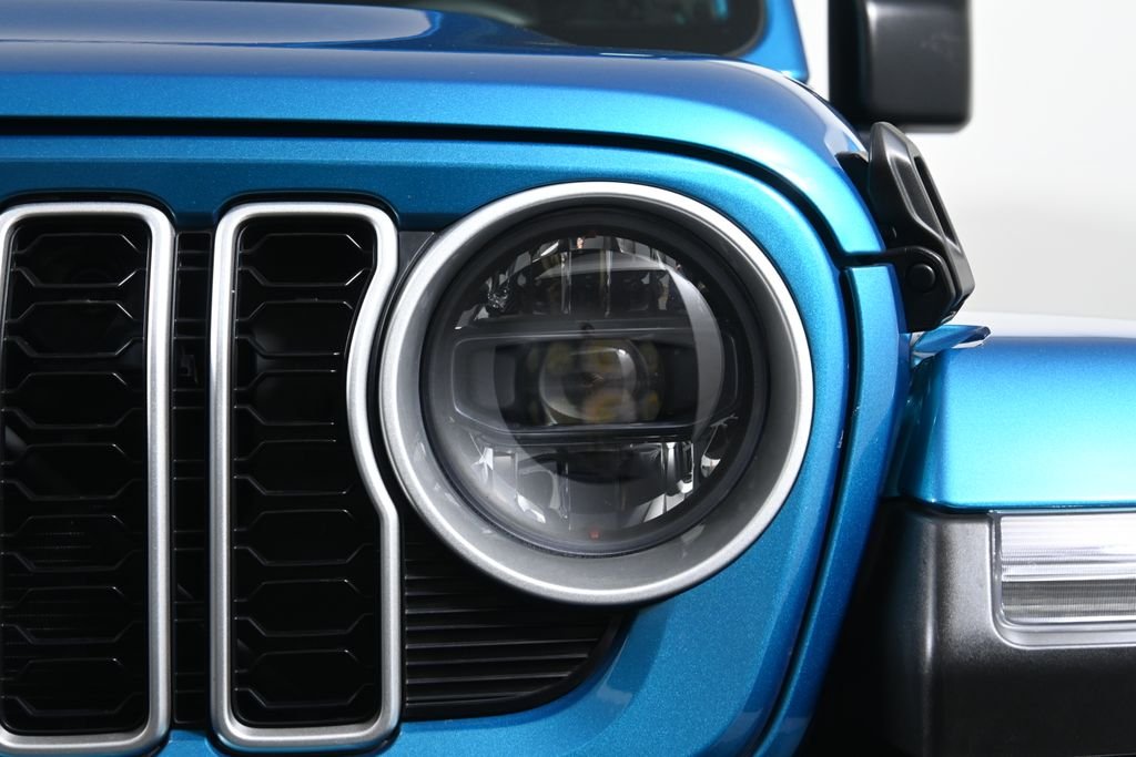 2024 Jeep Wrangler 4-Door Sahara - Photo 10