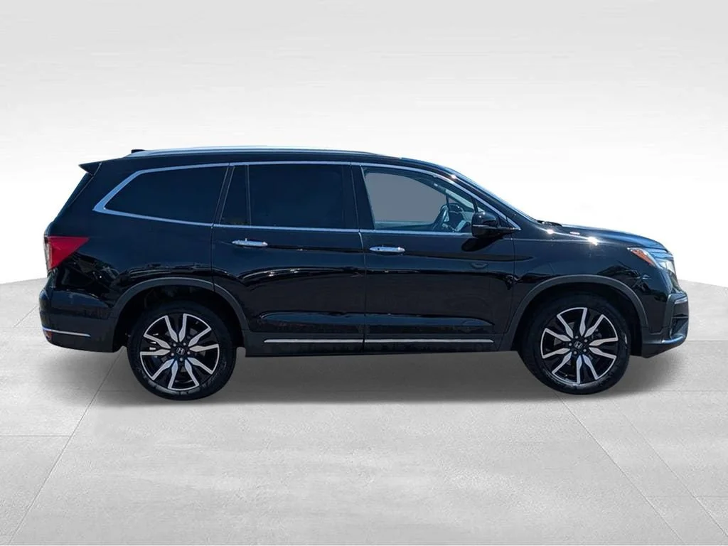 Used 2020 Honda Pilot Touring with VIN 5FNYF6H95LB051376 for sale in Inver Grove Heights, Minnesota
