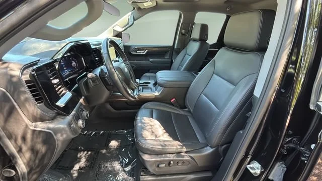 Used 2024 Black Chevrolet LT image 18