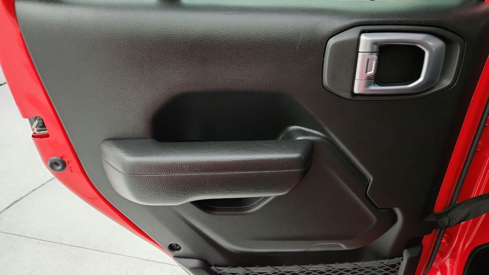 Used 2023 Red Jeep Sport image 36