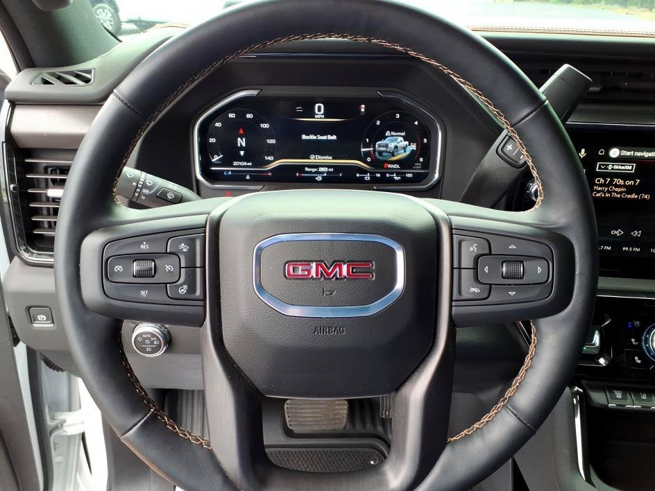 Used 2025 Summit White GMC AT4 image 22