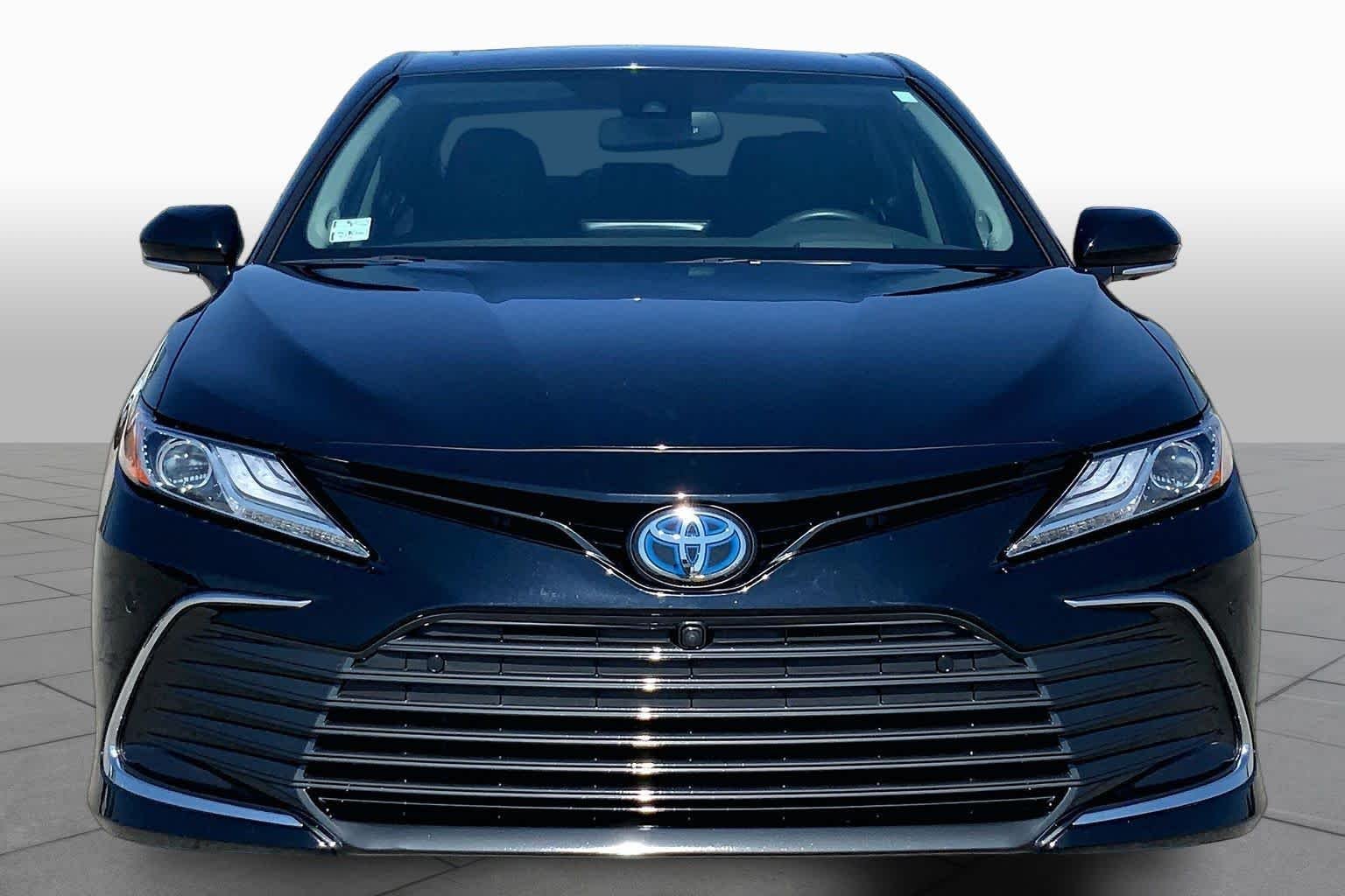 Used 2024 Midnight Black Metallic Toyota Hybrid XLE image 4