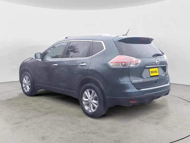 Used 2014 Graphite Blue Nissan SV image 7