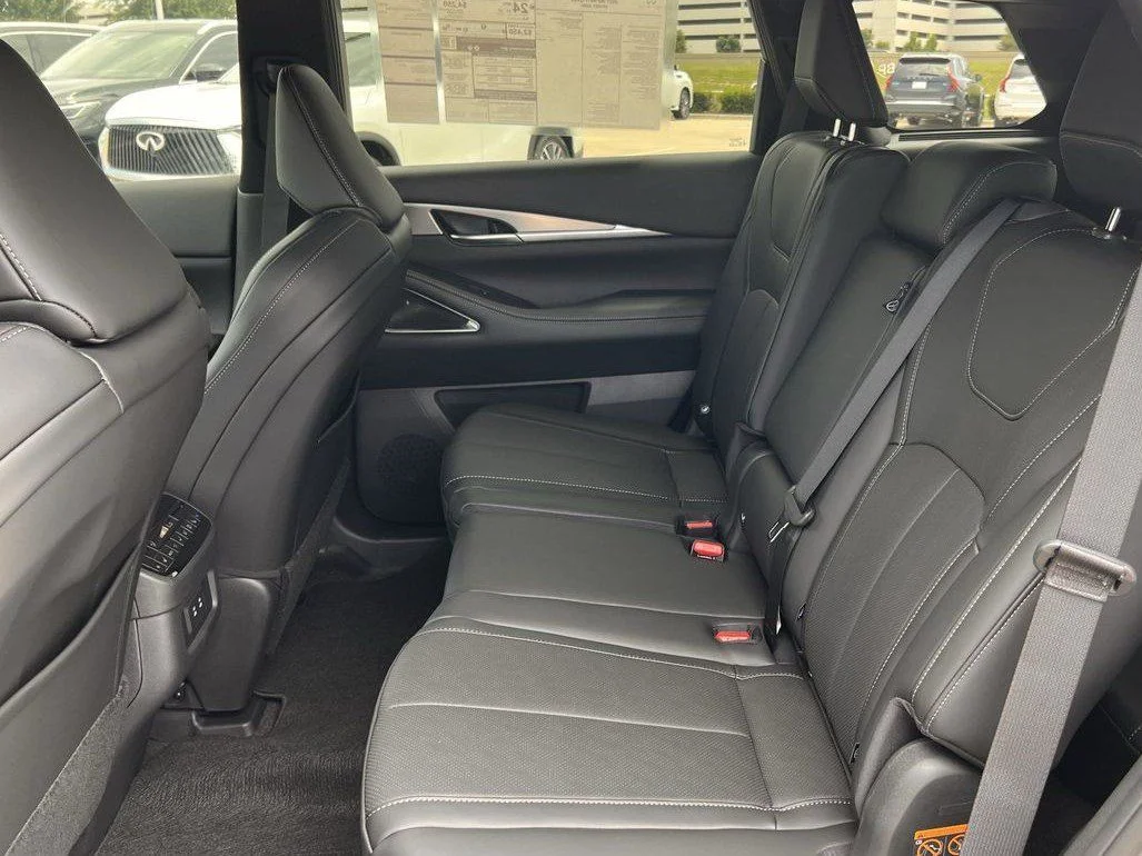 New 2027 GRAPHITE SHADOW INFINITI Sport AWD image 27