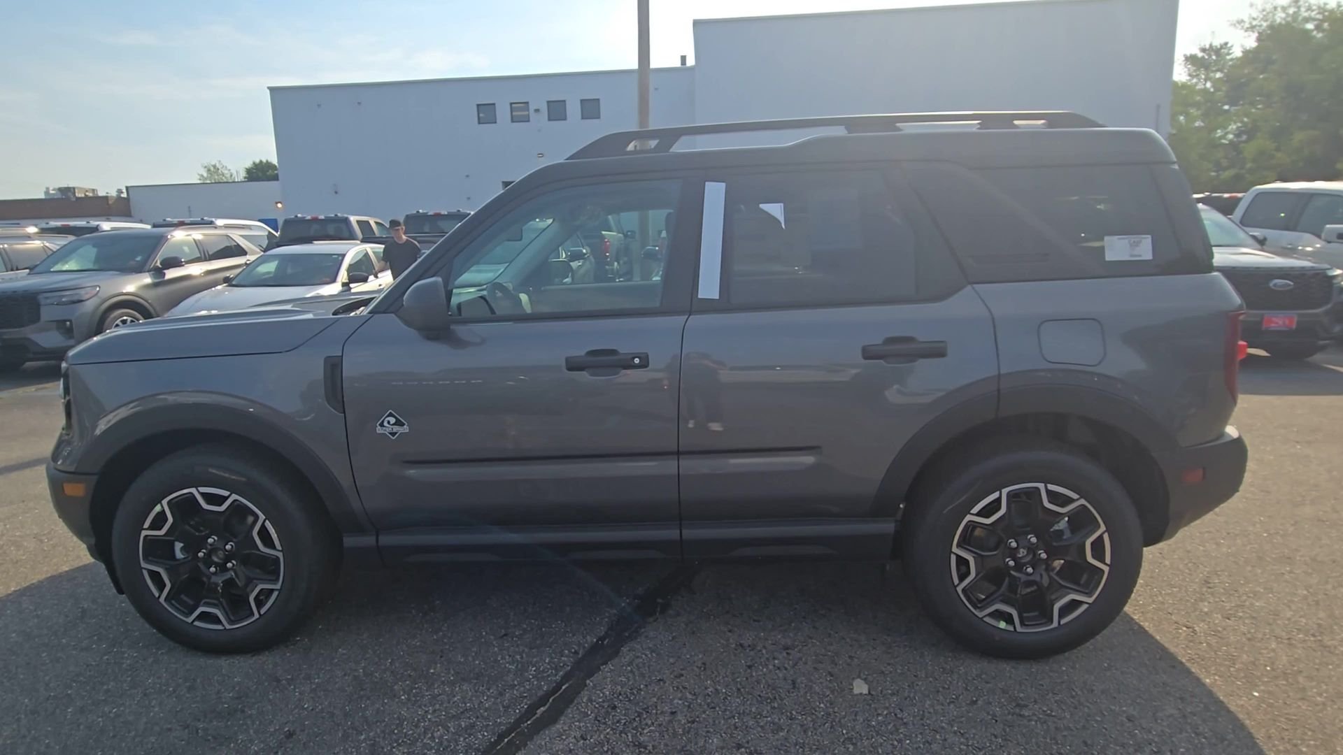 New 2026 Carbonized Gray Metallic Ford Outer Banks® image 17