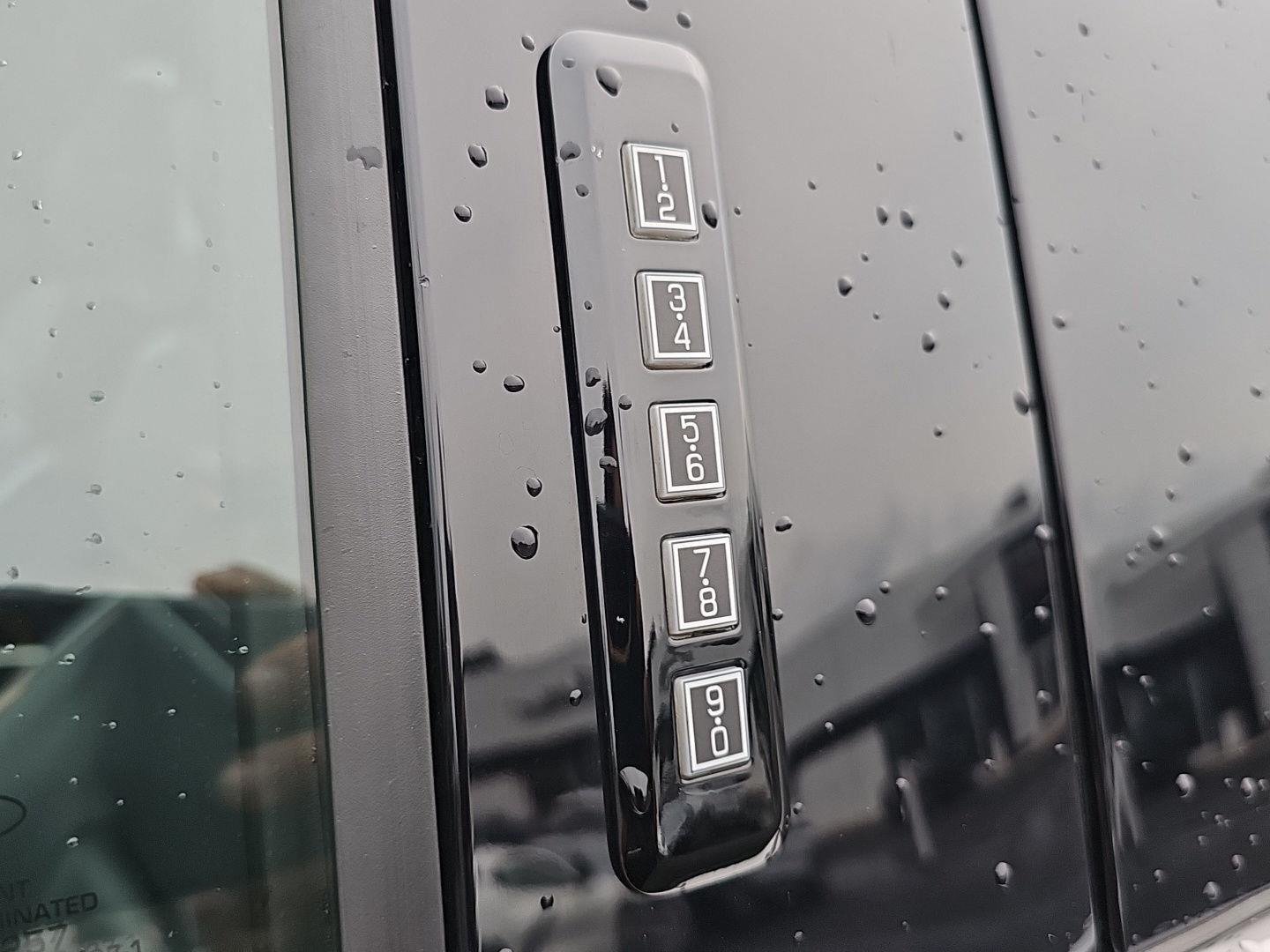 Used 2024 Agate Black Ford Platinum image 30