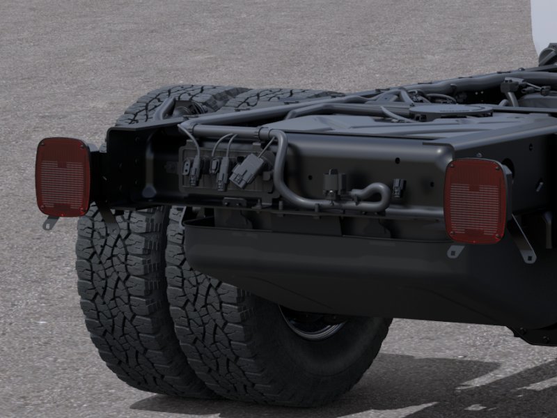 New 2026 Summit White Chevrolet Work Truck image 11