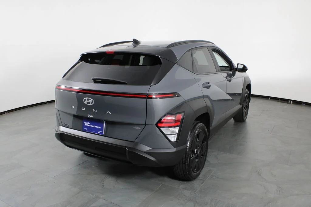 Used 2026 Gray Hyundai SEL Sport image 4
