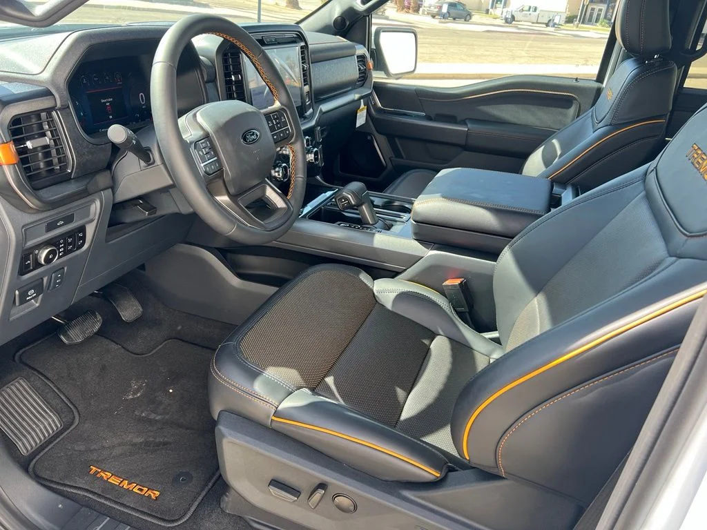 New 2026 Oxford White Ford Tremor® image 12