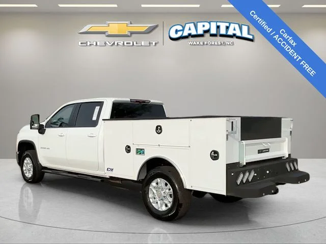 Used 2025 White Chevrolet LT image 4