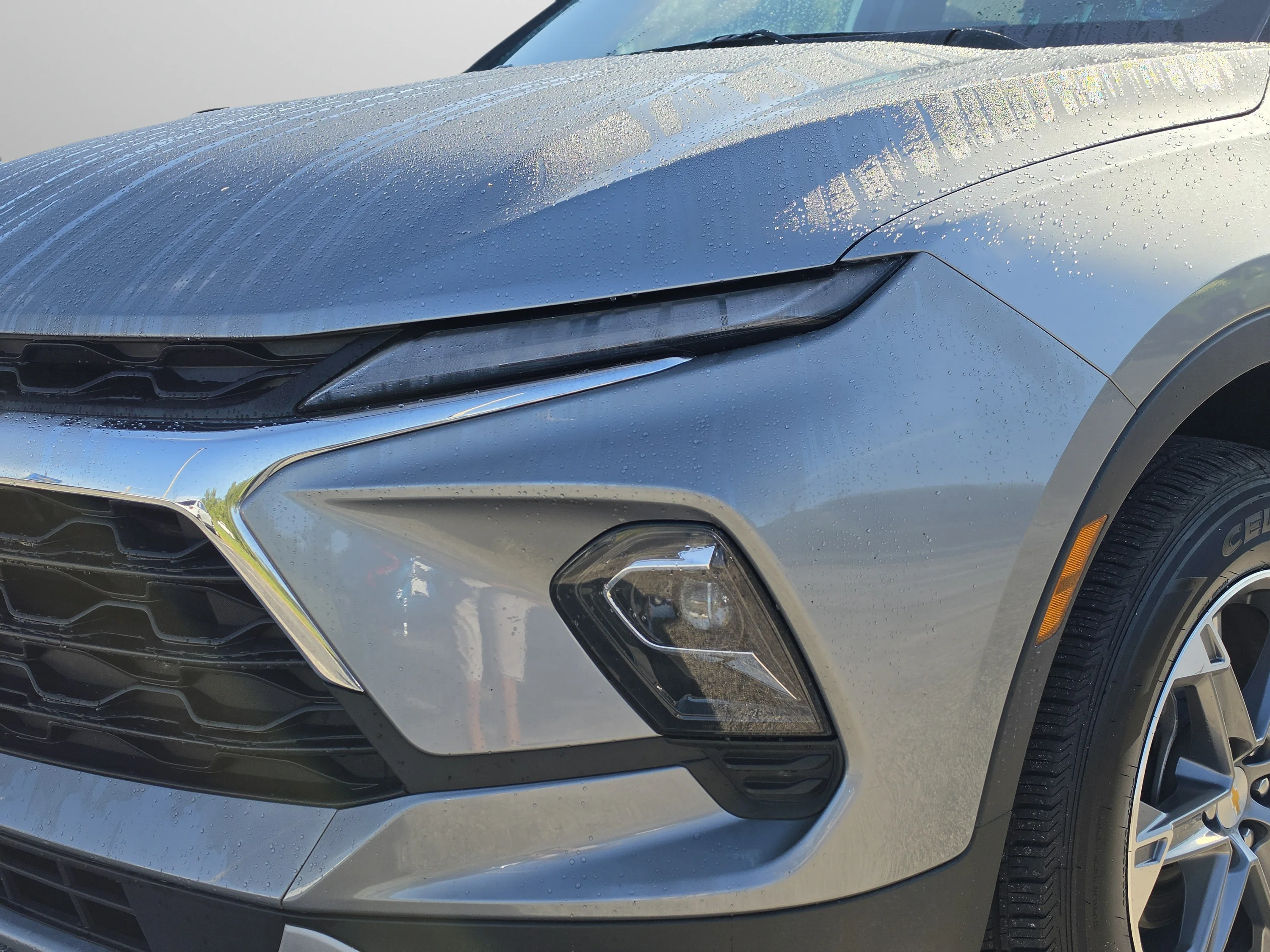 Used 2025 Sterling Gray Metallic Chevrolet LT image 13