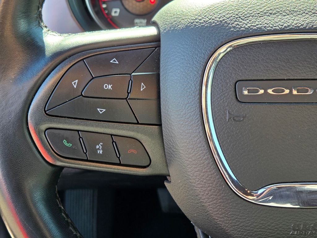 Used 2023 Red Dodge SXT image 25