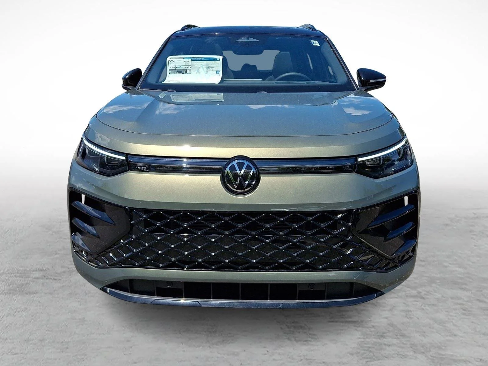 New 2026 X52T/AVAGRNBLKR Volkswagen SE R-Line Black image 2