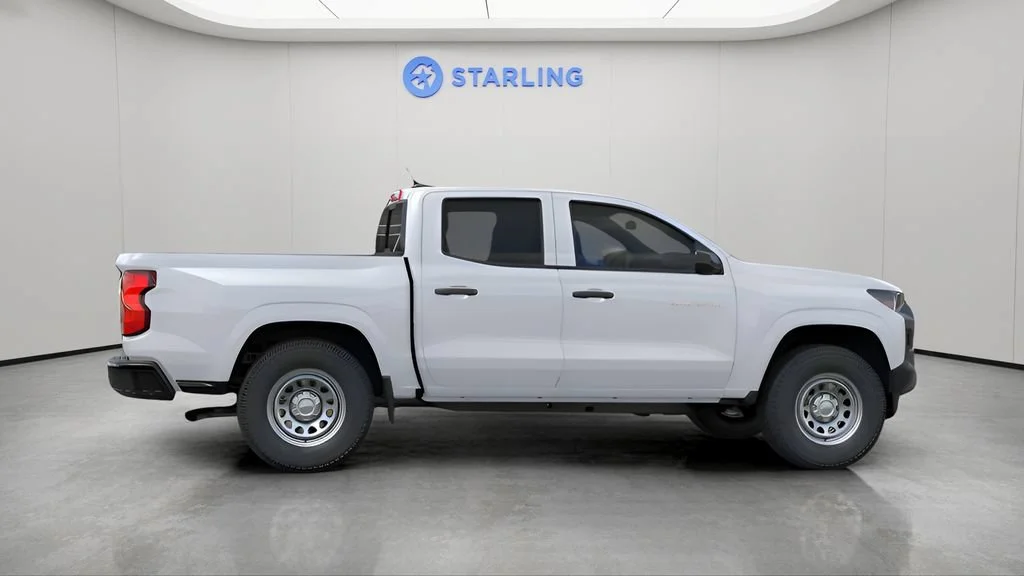New 2026 Summit White Chevrolet WT image 6