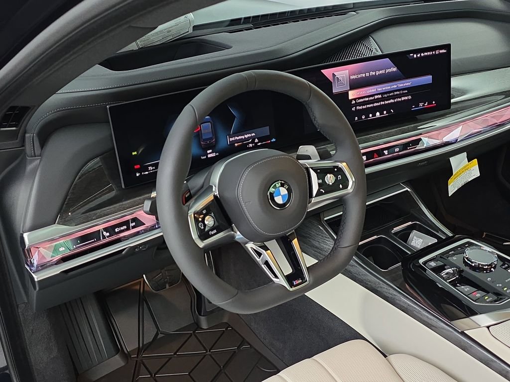 2026 BMW 7 Series 760i - Photo 16