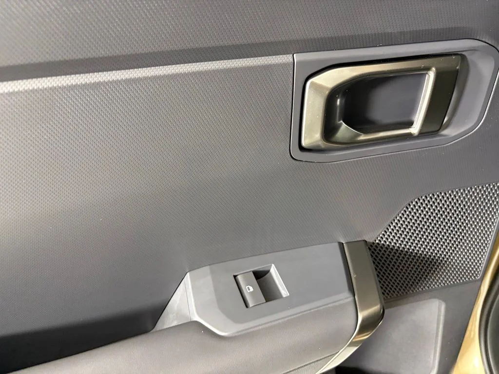 New 2027 Terrain Brown Kia X-Line S image 37