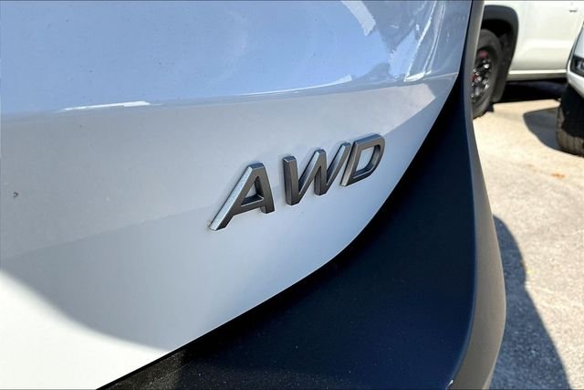 New 2026 Nissan Kicks SV