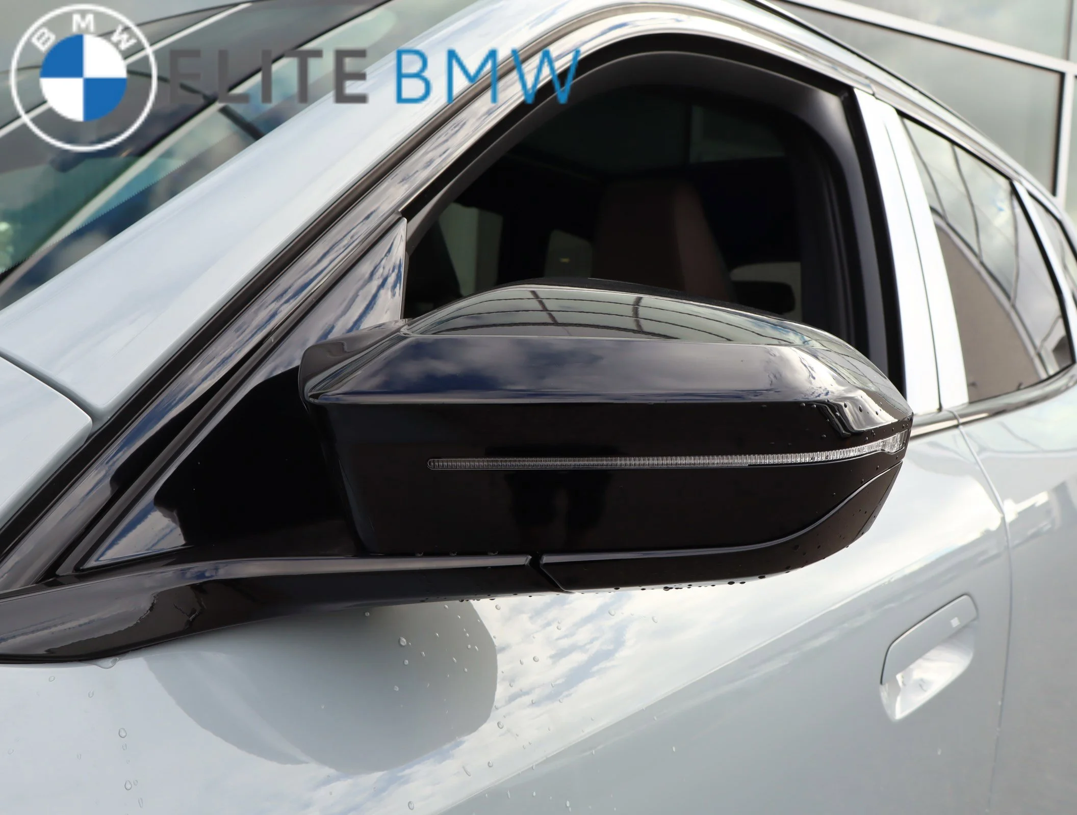 Used 2025 BROOKLYN GREY METALLIC BMW M50 XDRIVE image 37