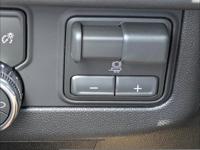 2026 GMC Yukon AT4 Ultimate - Photo 31