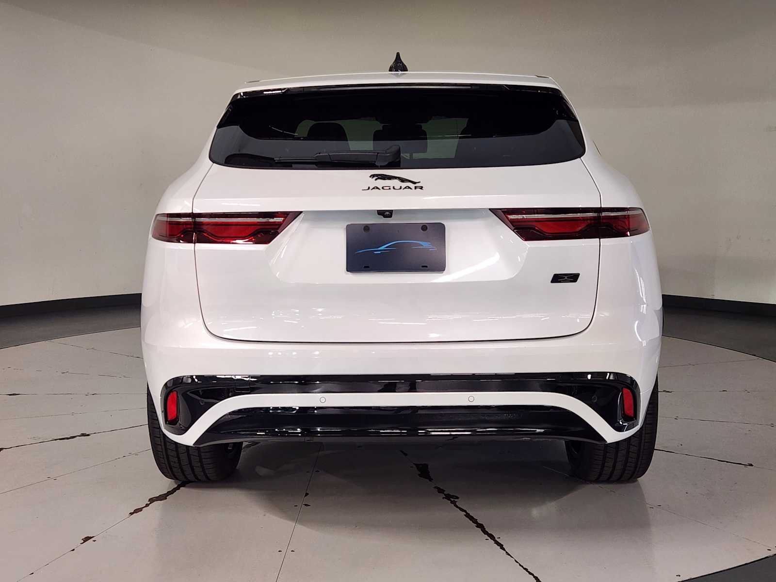 2026 Jaguar F-Pace R-Dynamic S - Photo 10