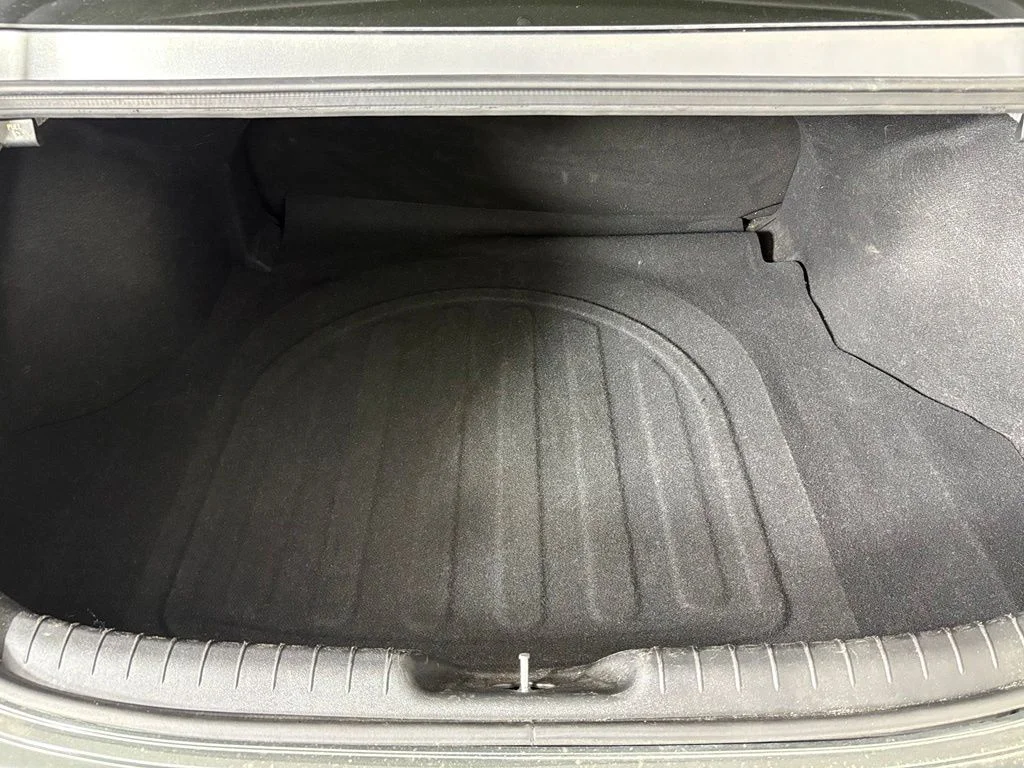 Used 2024 Gray Hyundai SEL image 38