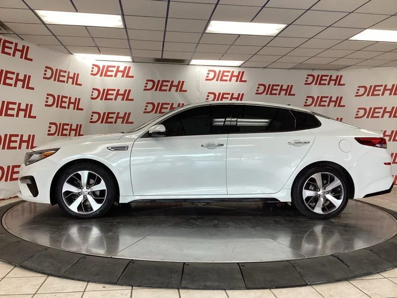 Used 2020 White Kia S image 4