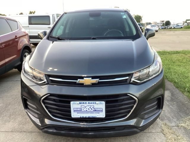 Used 2020 Gray Chevrolet LS image 19