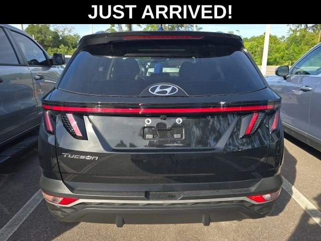 Certified Used 2024 Black Hyundai SEL image 4