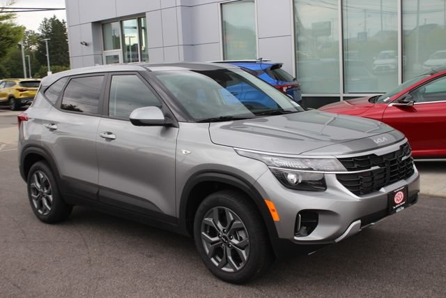2025 Kia Seltos LX