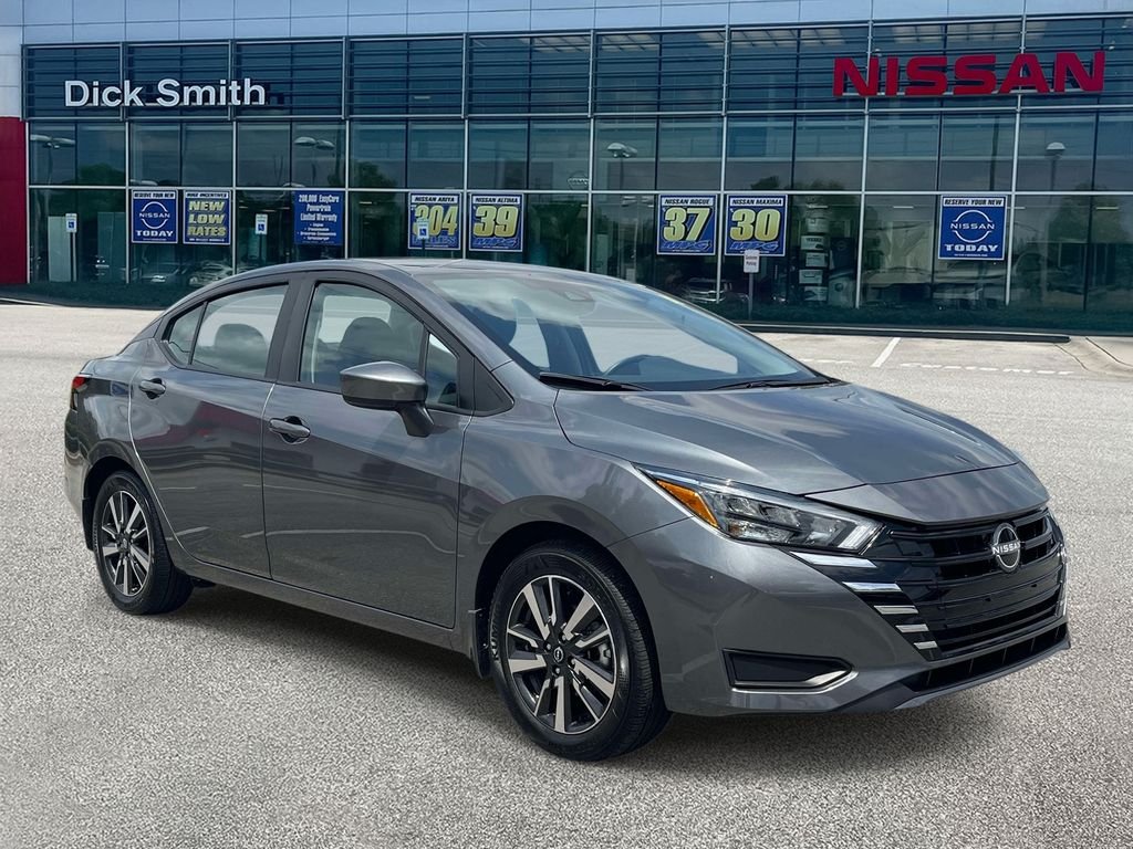 2025 Nissan Versa 1.6 SV CVT's photo