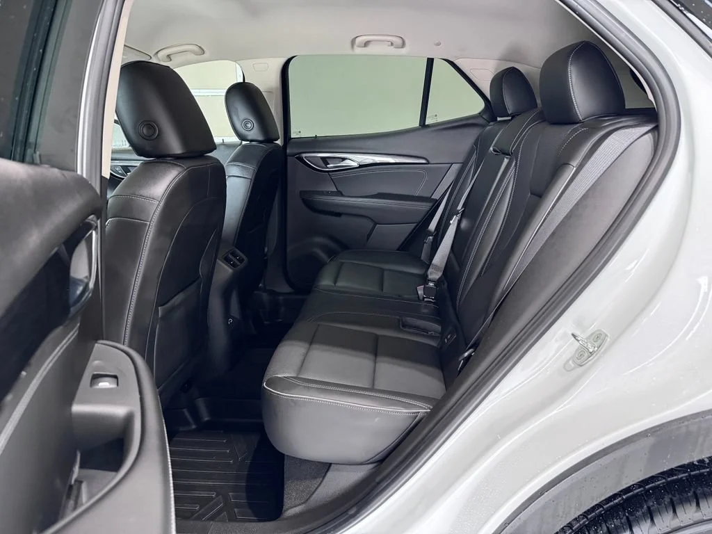 2023 Buick Envision Essence - Photo 9