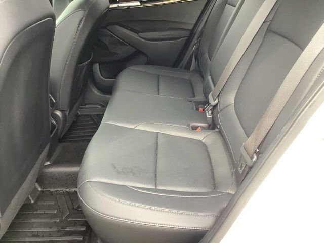 Used 2023 Snow White Pearl Kia SX image 10