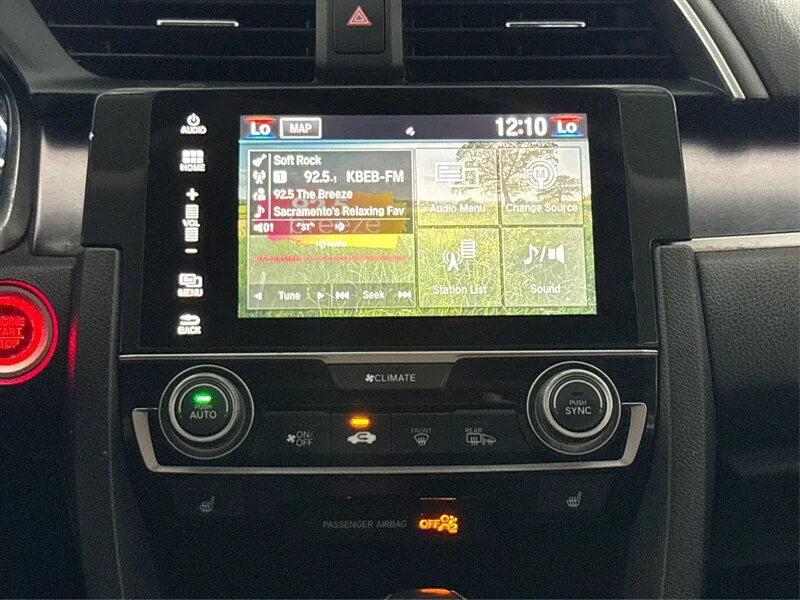 Used 2016 Black Honda Touring image 14